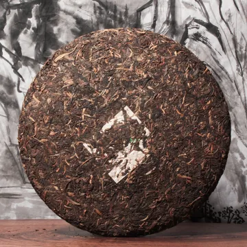 翠羽丹霞轩 乔木班章 普洱茶生茶 1000克/饼 大饼 2007年 图2