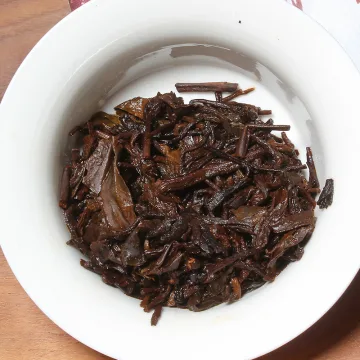 【已售罄】中木 德宏高杆古树熟茶 51普洱网十六周年纪念饼古树纯料 轻发酵 200克/饼 图4