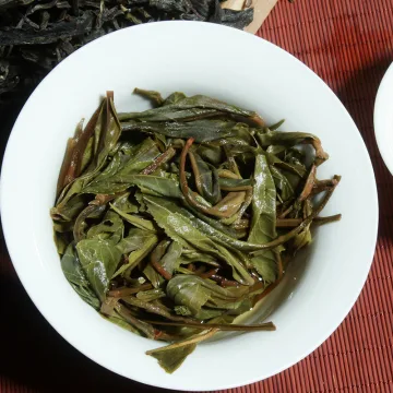 【已售罄】中木2025年冰岛老寨 大树头春 普洱茶晒青 生茶 散茶 200克/盒 图4