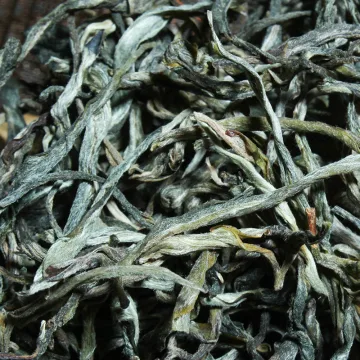 【已售罄】中木2025年老曼峨 头春 普洱茶晒青 生茶 散茶 200克/盒 图2