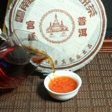 景真茶厂2006年宫廷普洱熟饼 357克/饼 图3