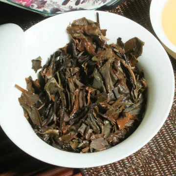 福鼎白茶 牡丹王 白茶 350克/饼 2017年原料2020年压制 图4