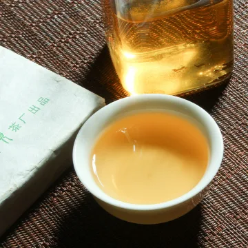 【新品特惠，买一送一】2008年九畹茶厂 易武老生砖 250克/砖 图3